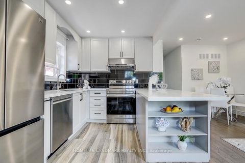 Photo 12 at 609 Mortimer Avenue, East York, Toronto