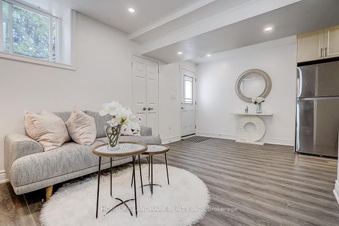 Photo 31 at 609 Mortimer Avenue, East York, Toronto