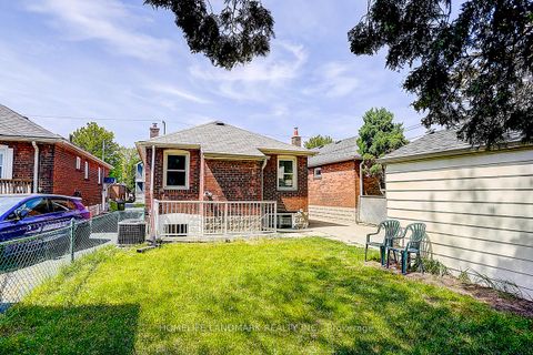 Photo 45 at 609 Mortimer Avenue, East York, Toronto