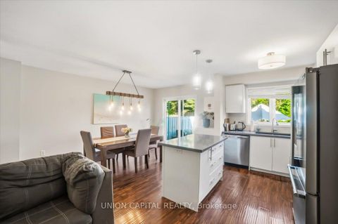 Photo 14 at 31 Ochalski Road, Bayview Wellington, Aurora