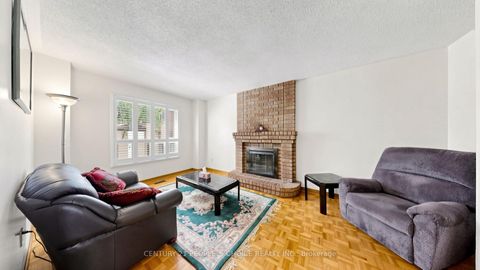 Photo 7 at 145 Chancellor Drive, East Woodbridge, Vaughan