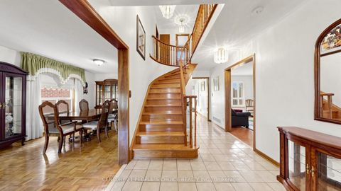 Photo 20 at 145 Chancellor Drive, East Woodbridge, Vaughan
