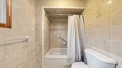 Photo 24 at 145 Chancellor Drive, East Woodbridge, Vaughan