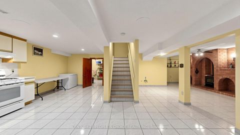 Photo 30 at 145 Chancellor Drive, East Woodbridge, Vaughan