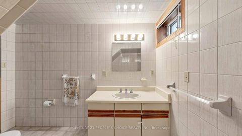 Photo 38 at 145 Chancellor Drive, East Woodbridge, Vaughan