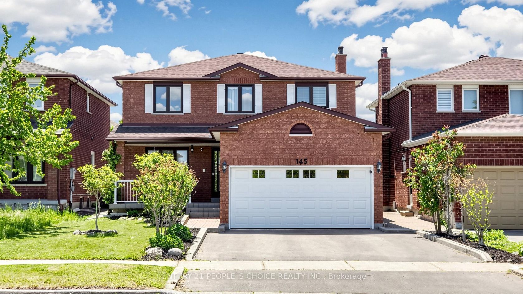 145 Chancellor Drive, East Woodbridge, Vaughan photo number 2