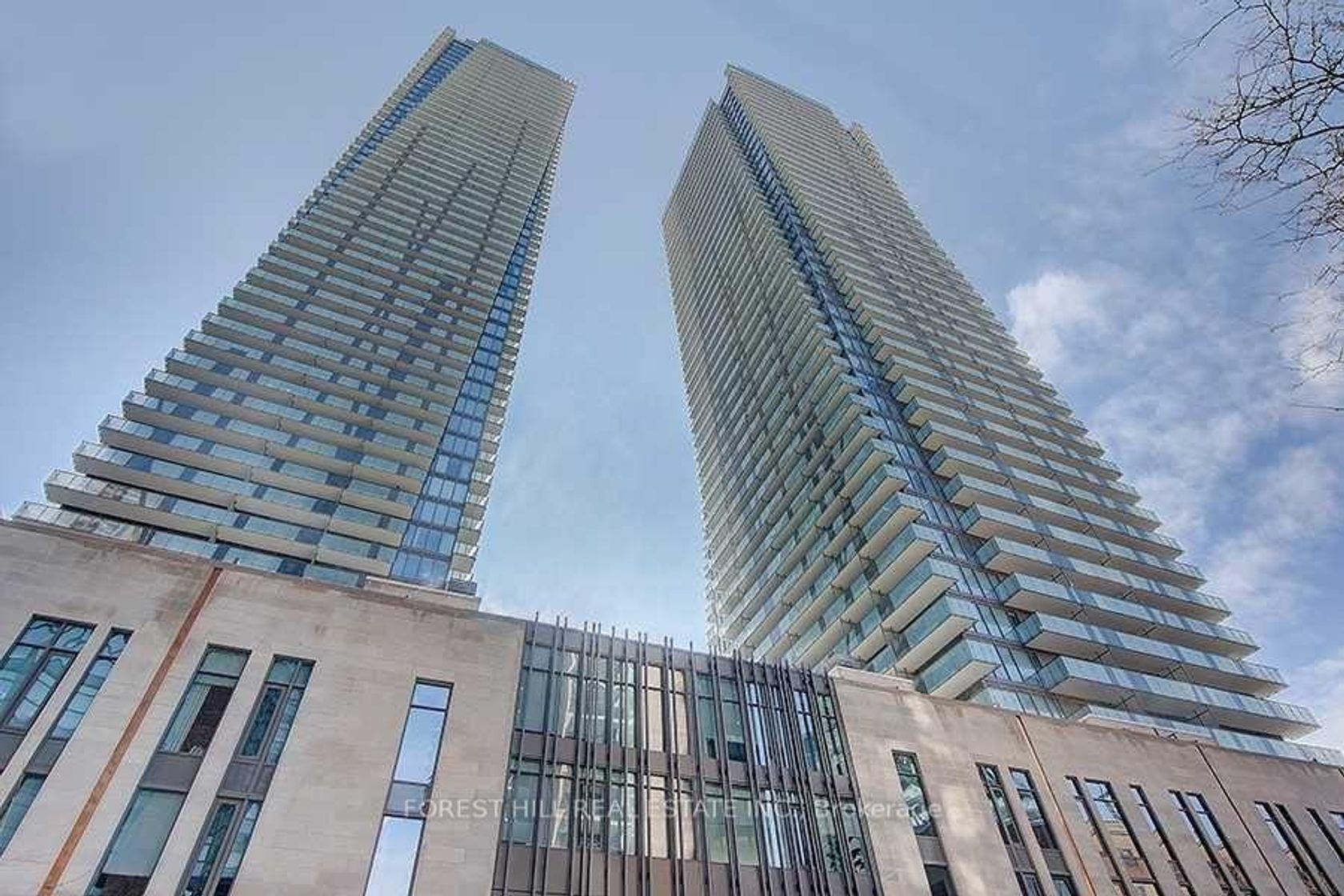 4401 - 65 St Mary Street, Bay Street Corridor, Toronto photo number 2