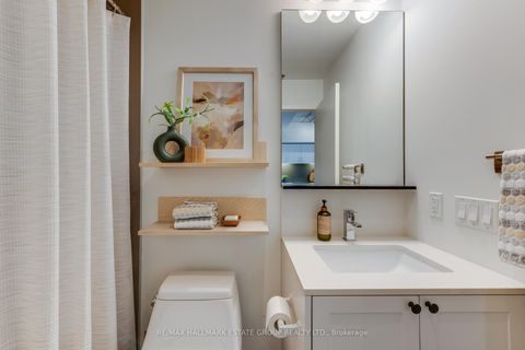 Photo 31 at 1018 - 20 Minowan Miikan Lane, Little Portugal, Toronto