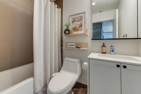 Photo 32 at 1018 - 20 Minowan Miikan Lane, Little Portugal, Toronto
