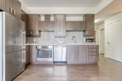 Photo 7 at 217 - 28 Uptown Drive, Unionville, Markham