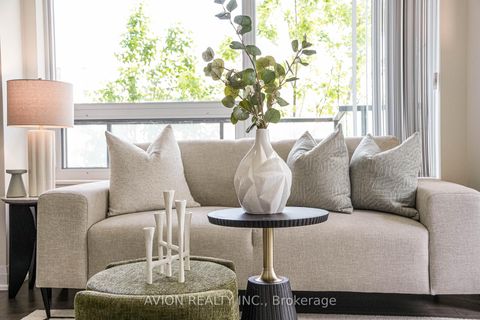 Photo 16 at 217 - 28 Uptown Drive, Unionville, Markham