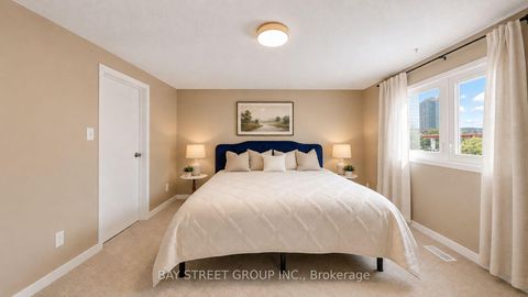 Photo 11 at 23 Southport Street, Swansea, Toronto