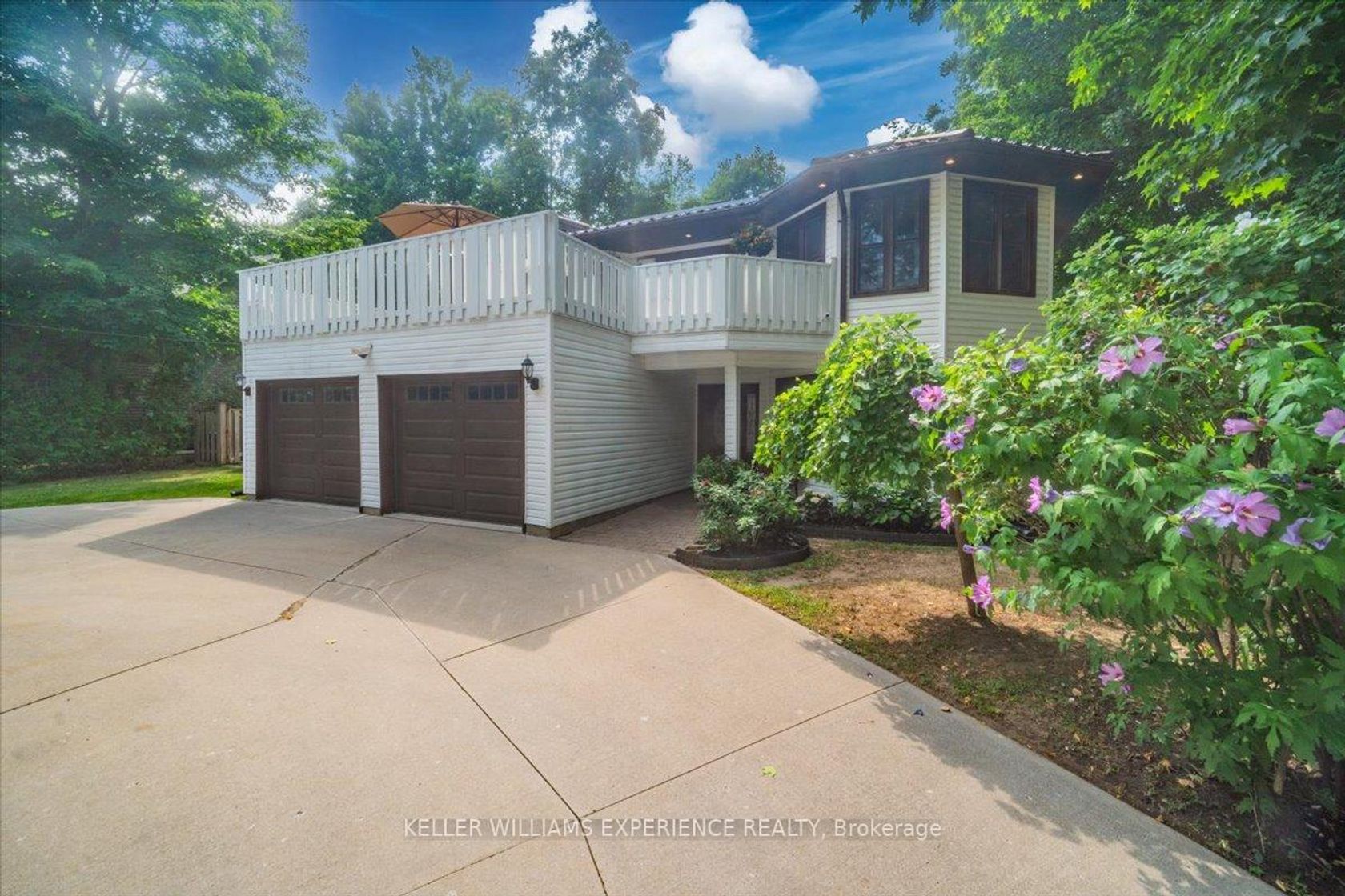 2030 Lilac Drive, Alcona, Innisfil photo number 2