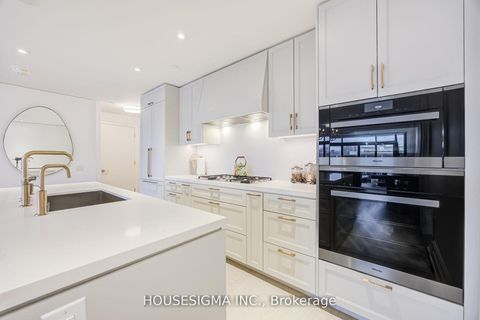 Photo 11 at 406 - 1 Strathgowan Avenue, Lawrence Park South, Toronto