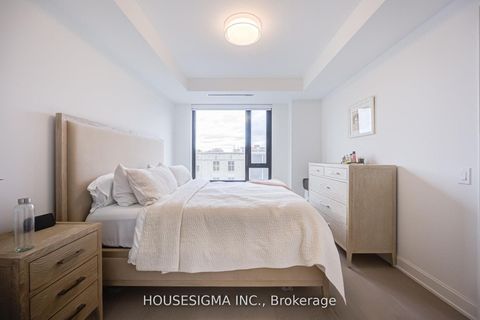 Photo 32 at 406 - 1 Strathgowan Avenue, Lawrence Park South, Toronto