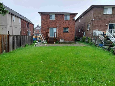 Photo 3 at 29 Goldwin Avenue, Mount Dennis, Toronto
