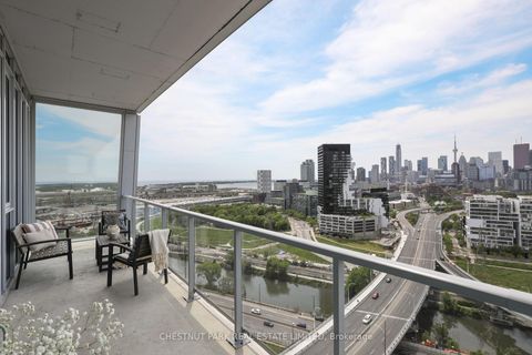 Photo 2 at 2005 - 15 Baseball Place, South Riverdale, Toronto