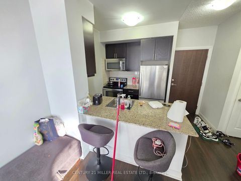 Photo 7 at 111 - 6 Eva Road, Etobicoke West Mall, Toronto