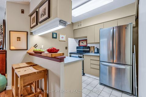 Photo 11 at 208 - 20 Southport Street, Swansea, Toronto