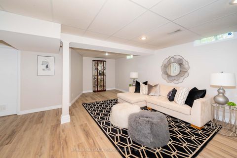 Photo 15 at 59 Regency Crescent, Downtown Whitby, Whitby