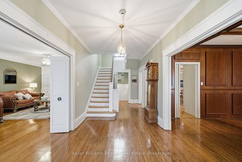Photo 15 at 452 Simcoe Street N, O'Neill, Oshawa