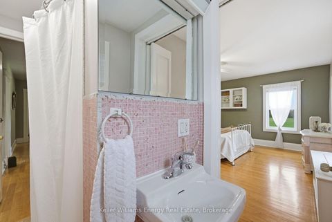 Photo 26 at 452 Simcoe Street N, O'Neill, Oshawa