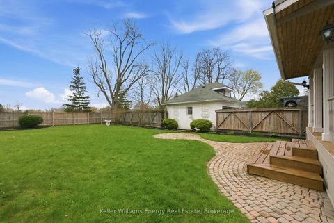 Photo 41 at 452 Simcoe Street N, O'Neill, Oshawa