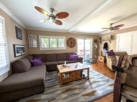 Photo 2 at 68 Cree Avenue, Cliffcrest, Toronto