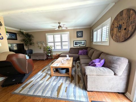 Photo 7 at 68 Cree Avenue, Cliffcrest, Toronto