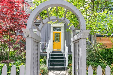 Photo 1 at 6 Bowman Street, South St. James Town, Toronto