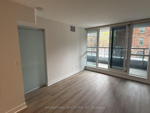 Photo 11 at 208 - 320 Richmond Street E, Moss Park, Toronto