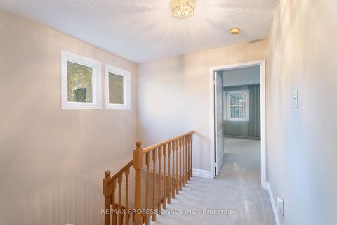 Photo 21 at 7 Tamarack Circle, The Westway, Toronto