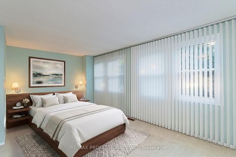 Photo 23 at 7 Tamarack Circle, The Westway, Toronto