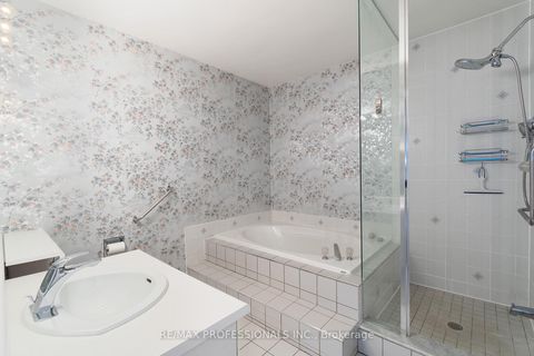 Photo 27 at 7 Tamarack Circle, The Westway, Toronto