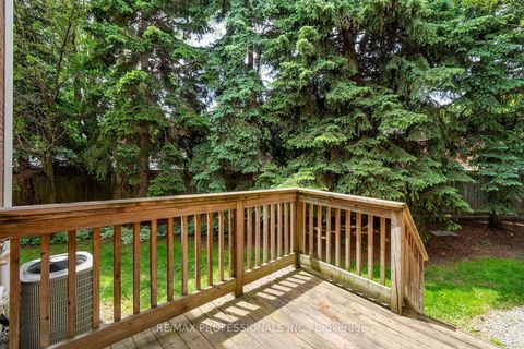 Photo 40 at 7 Tamarack Circle, The Westway, Toronto
