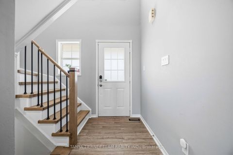 Photo 2 at 76 Vipond Road, Brooklin, Whitby