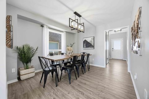 Photo 4 at 76 Vipond Road, Brooklin, Whitby
