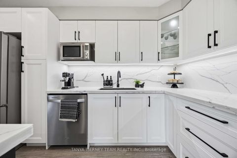 Photo 13 at 76 Vipond Road, Brooklin, Whitby