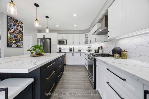Photo 15 at 76 Vipond Road, Brooklin, Whitby