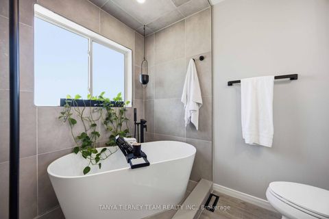 Photo 26 at 76 Vipond Road, Brooklin, Whitby