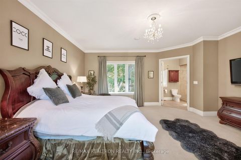 Photo 19 at 23 Fairbairn Gate, Rural East Gwillimbury, East Gwillimbury