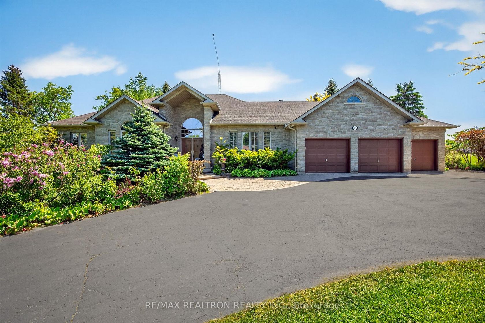 23 Fairbairn Gate, Rural East Gwillimbury, East Gwillimbury 