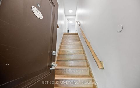 Photo 5 at 132 - 80 Parrotta Drive, Pelmo Park W5, Toronto