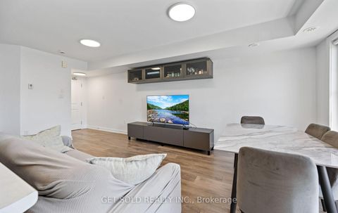 Photo 11 at 132 - 80 Parrotta Drive, Pelmo Park W5, Toronto