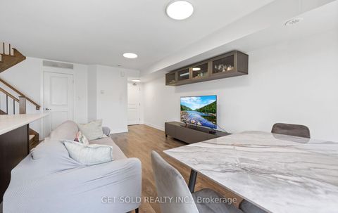 Photo 13 at 132 - 80 Parrotta Drive, Pelmo Park W5, Toronto