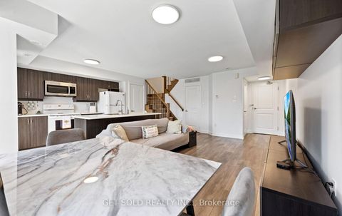 Photo 14 at 132 - 80 Parrotta Drive, Pelmo Park W5, Toronto