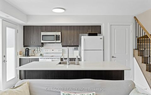 Photo 16 at 132 - 80 Parrotta Drive, Pelmo Park W5, Toronto