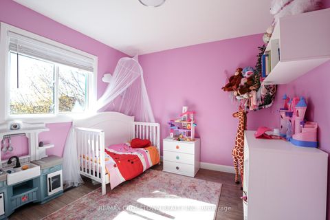 Photo 12 at 22 BLUEGRASS Drive, Holly, Barrie