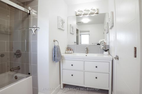 Photo 14 at 22 BLUEGRASS Drive, Holly, Barrie