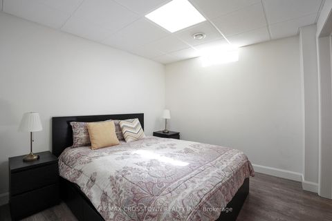 Photo 17 at 22 BLUEGRASS Drive, Holly, Barrie